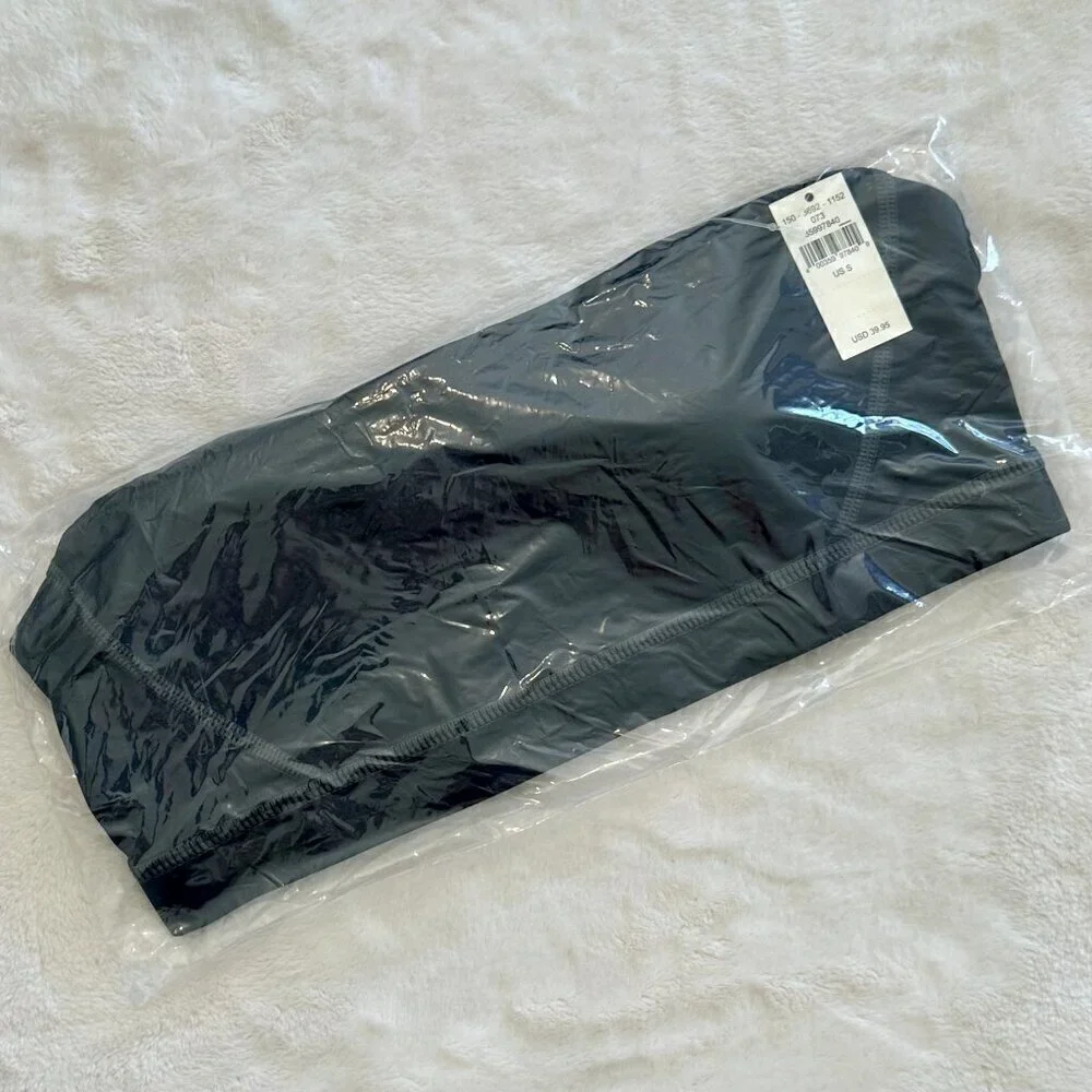 NWT Offline by Aerie Black with Gray Stitching Goals Padded Sports Bra - Size: S - Picture 6 of 7
